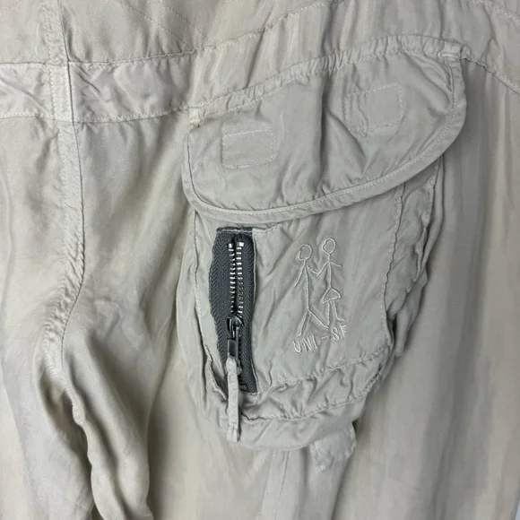 Pete and Greta Embroidered cargo pants - Picture 5 of 7